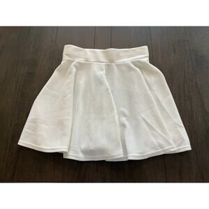 Urban Coco White Mini Flare Skirt Size Small